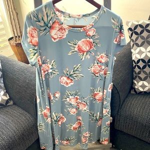 Floral print T-shirt dress -knee length